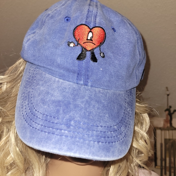 Bad bunny hats - Picture 3 of 4